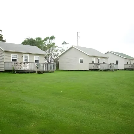 North Rustico Motel & Cottages