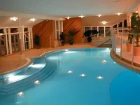 Hotell Gyllene Hornet - С бассейном