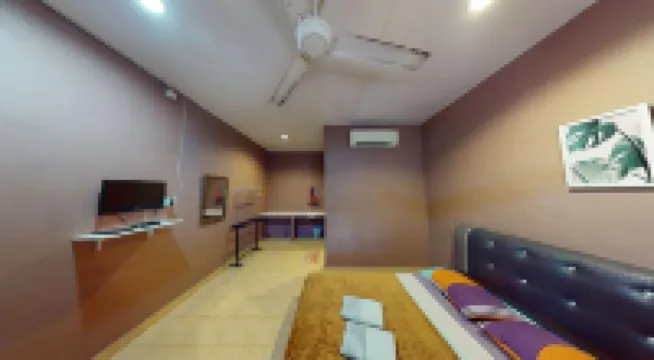 Izz Room Motel Hotels in 