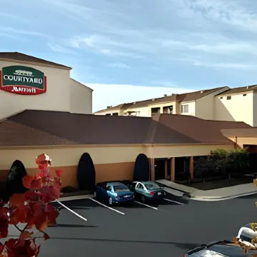 Courtyard Durham Near Duke University/Downtown