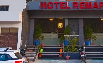 Hotel Remark