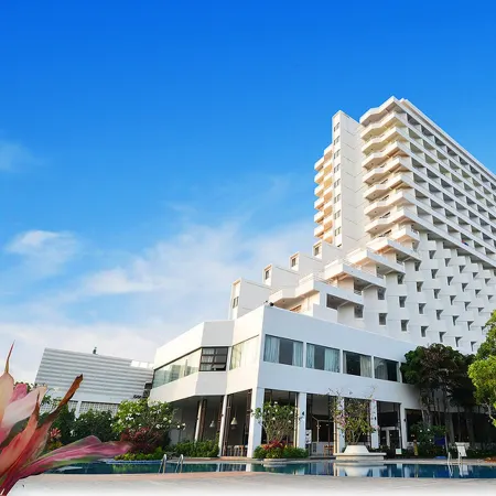 Welcome Jomtien Beach Hotel Отели рядом с достопримечательностью «Хат Джомтьен»