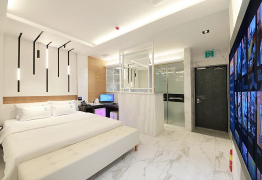 함안 숙소 내부 전경