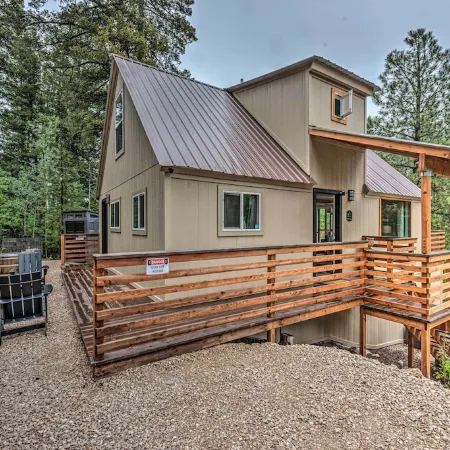 On the Rocks - A Modern Home w/ Decks & Views Отели в г. Клаудкрофт