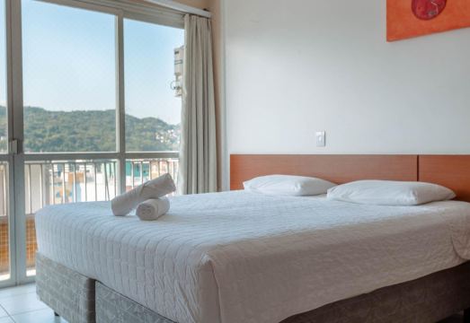 호텔 수영장 풍경