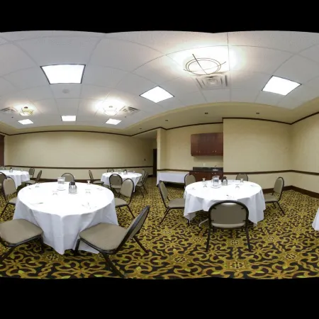 Holiday Inn & Suites WEST EDMONTON by IHG