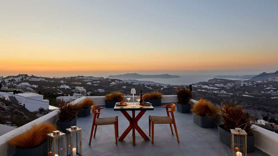 Arxegono Cave Houses Santorini