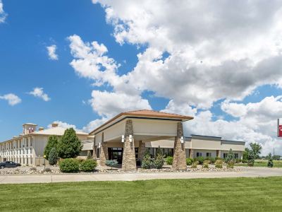 Best Western Plus Mid Nebraska Inn Suites