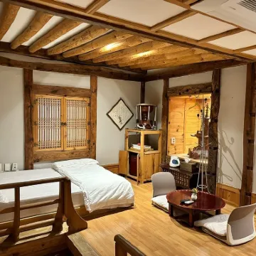 阿里郎韓屋住宿 桂山聖堂附近的飯店