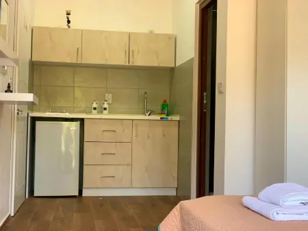 Cozy Studio with Terrace- Street view Отели рядом с достопримечательностью «Ada Bojana»