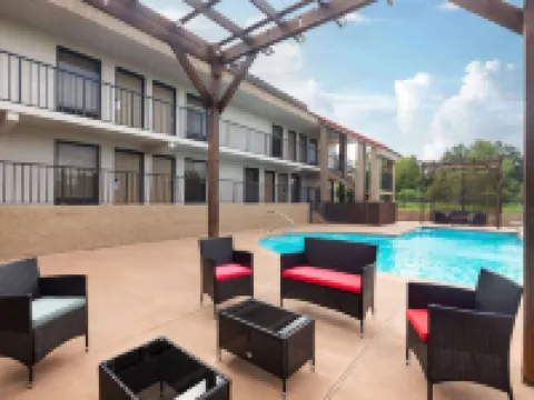 Ramada by Wyndham Bainbridge Hotels in Bainbridge