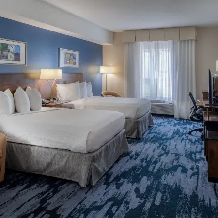 Fairfield Inn & Suites Dayton Troy