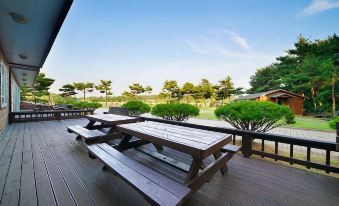 Deureuni Resort