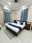 Hotel Shree Nath - 200 Meters from Dwarkadhish Temple