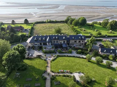 Domaine du Clos Fleuri - Spa Hotels in Pennedepie