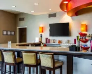 Cambria Hotel Appleton - bar