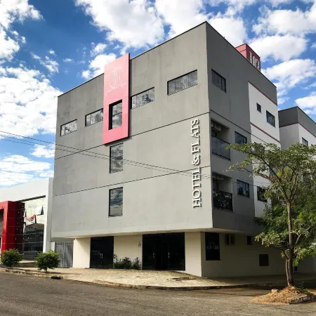 103 Hotel & Flats
