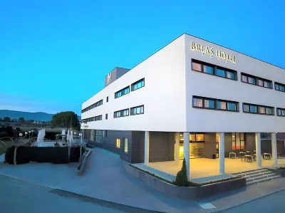 Brea's Hotel Hotel dekat Colunmas Del Kursaal