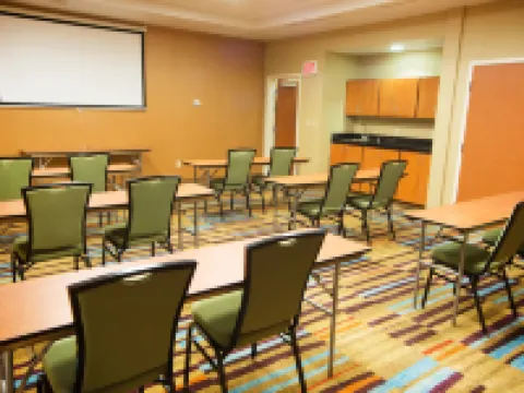 Fairfield Inn & Suites Muskogee Hotels in Muskogee