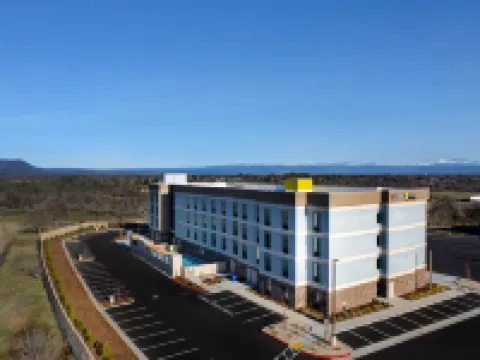 雷丁希爾頓惠庭酒店 雷丁酒店