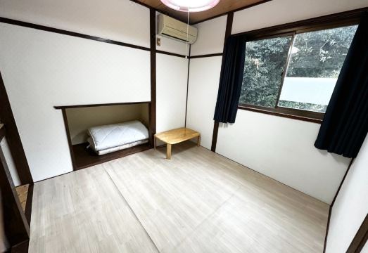 2. 아소비야 하우스..