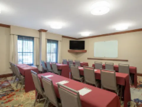 แฮมป์ตันอินน์ บอสตัน/มาร์ลโบโร โรงแรมในมาร์ลเบรอ