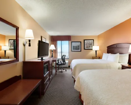 Hampton Inn Longmont Hotels in Longmont