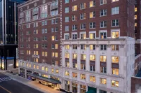 DoubleTree Suites by Hilton Hotel Detroit Downtown - Fort Shelby Hôtels à : Détroit