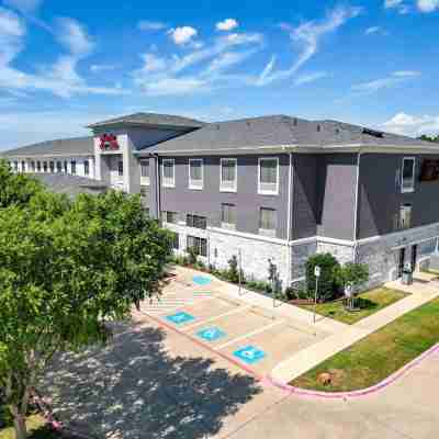 Hampton Inn & Suites Denton Hotel Exterior