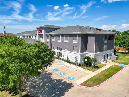 Hampton Inn & Suites Denton