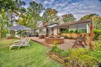 》Stunning Memphis Lake Front Home《