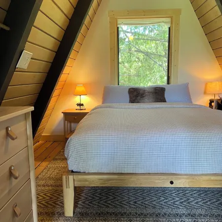 Romantic A-frame Cabin with Cedar Sauna, Private River and Scenic Views