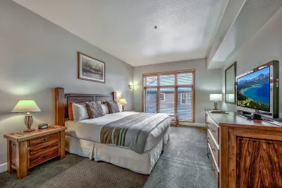 3Br/3Ba, Breakfast/Happy Hour Incl, Steps to Tennis and Pool & 2 Miles to Golf