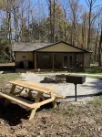 Secluded Cabin near Lake Hartwell, Great for Hunting & Fishing.