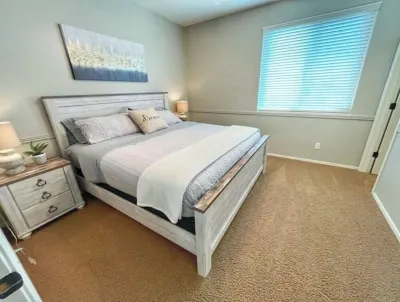 Heated Pool & Hot Tub w/ resort-style Backyard Oasis! Huge Family-Friendly Home Hotels near Mesa Gateway Airport