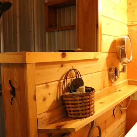 Private Getaway-17 miles to Asheville,  Hot Tub & Fireplace, Pet Friendly