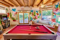 NEW! Mountain views, arcade, hot tub, 3000sqft