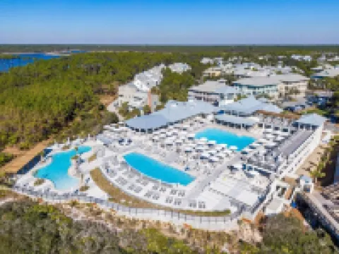 Luxurious WaterColor House Minutes From Seaside and the Beach! Hotels in Seaside