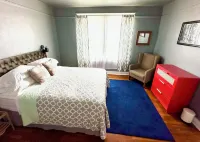 Mid City 2 BR in Beautiful Arts and Crafts House Hotels in Mid-City