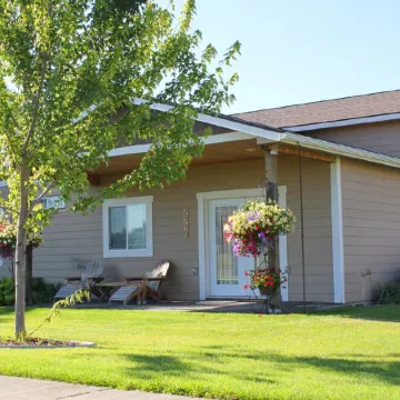 Close To Everything! Well Equipped, Centrally Located House Near Coeur D'alene.
