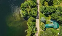 Gorgeous Getaway With Nature and Private Pond