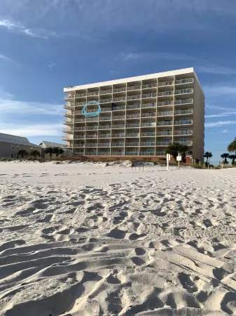 GULF FRONT~Seacrest 707 King Bed~Pool~Hot Tub~Very clean~Modern&Self-managed🇺🇸 Отели рядом с достопримечательностью «W Beach Blvd»