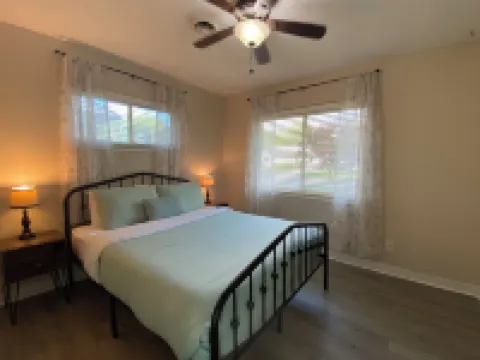 Home away in Kettering! Hotels in Kettering