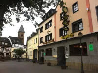 Hotel-Restaurant Weinhaus Grebel Hotels in der Nähe von DeBeukelaer Factory Outlet Mülheim-Kärlich