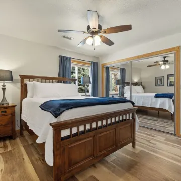 Two bedroom townhome, central to most popular destinations within Rapid City.