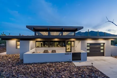 RELAX in this STYLISH CASITA LOCATED IN THE HEART OF CAREFREE, ARIZONA