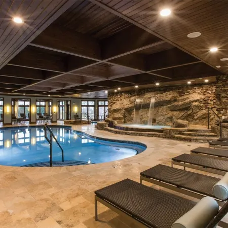 4 Bedroom Townhome in Rock Barn Golf & Spa Отели в г. Клайнс
