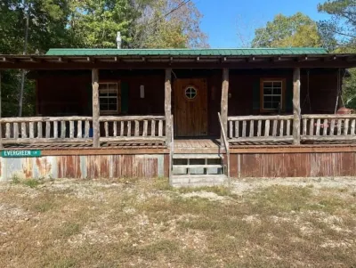 Charming Cabin near Kentucky LK Hotels near Pilot Knob Interpretive Center