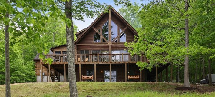 Secluded Cabin w/ Natural Swim Hole-HotTub-Trails Hotels in Pike County