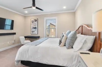 Family Ready Kitchen 3 BR/2.5 Baths Hotels near Louisiana State University Rural Life Museum